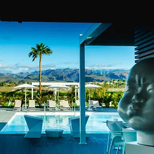 4* Hotel Seven Hotel&wellness - Gay Men Only